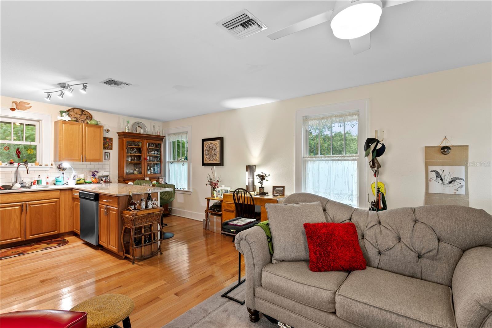 BAY SHORE REV - Residential