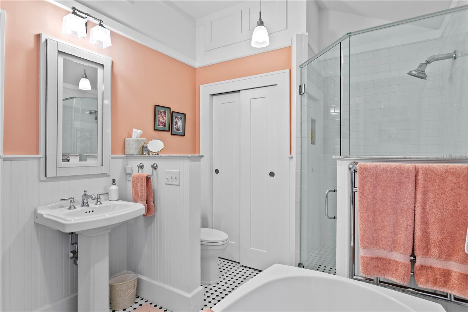 BAY SHORE REV - Residential