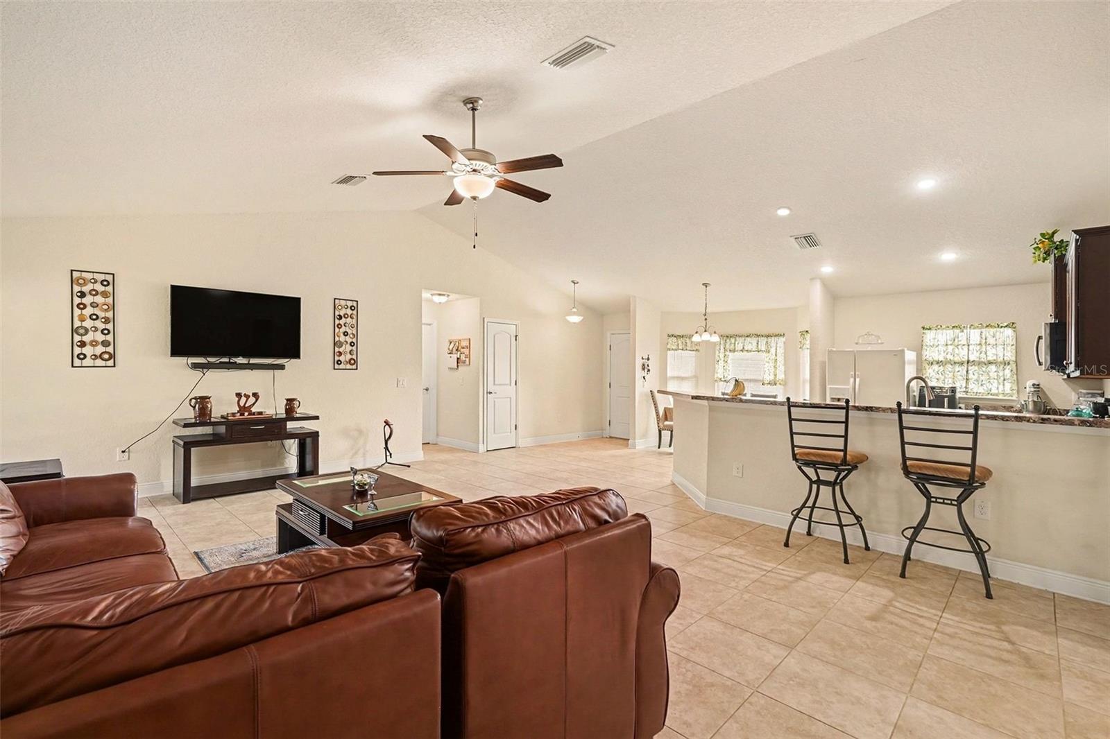 SPRING HILL - Residential