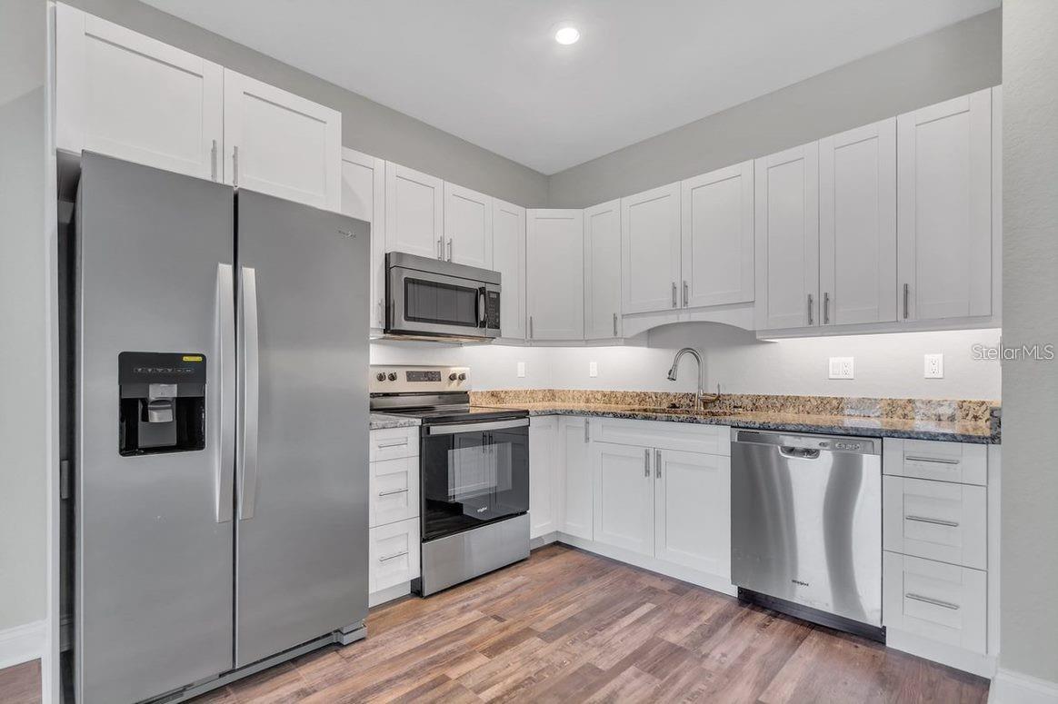 1ST AVE TWNHMS - Residential