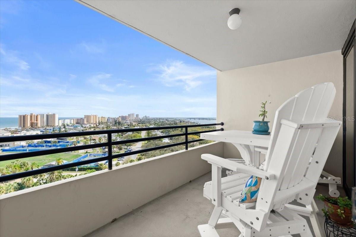 1 OCEANS WEST BOULEVARD 11B5