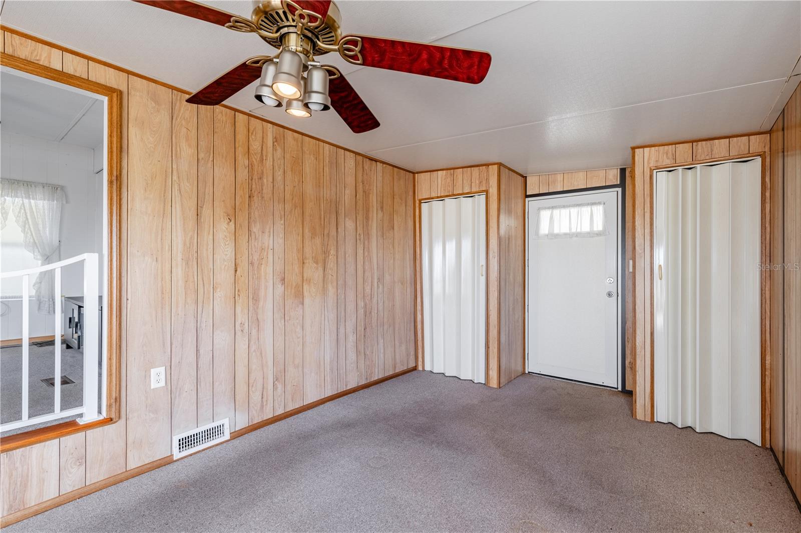 THREE LAKES MHP - Residential