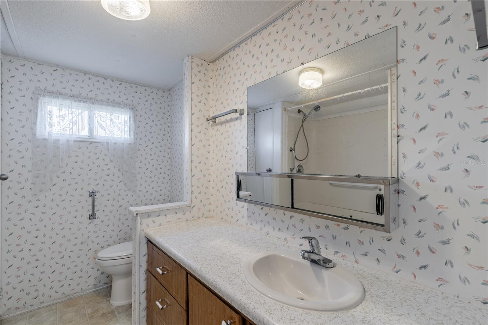 THREE LAKES MHP - Residential