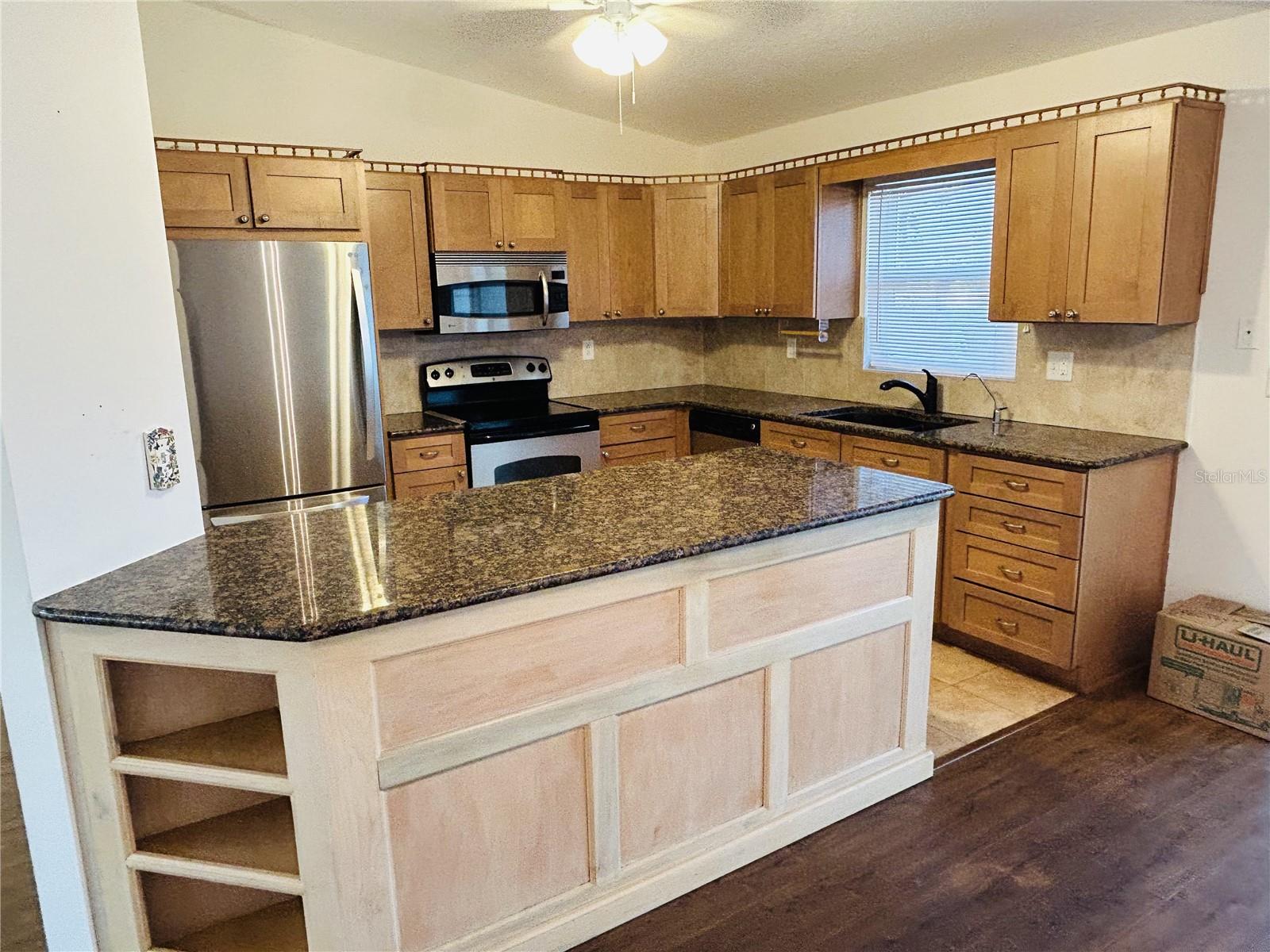 HEATHER RIDGE - Residential