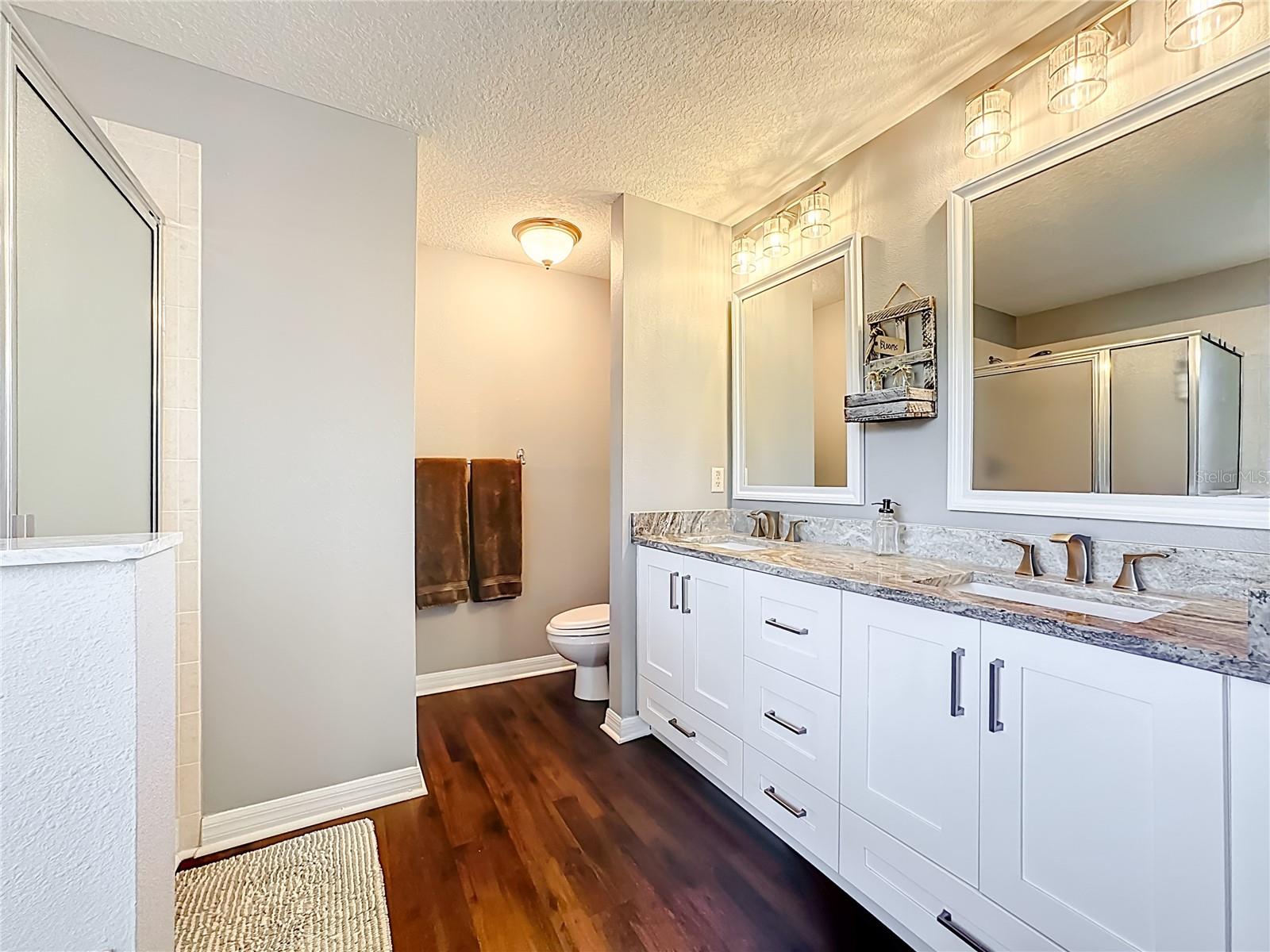 RIVER WALK - Residential