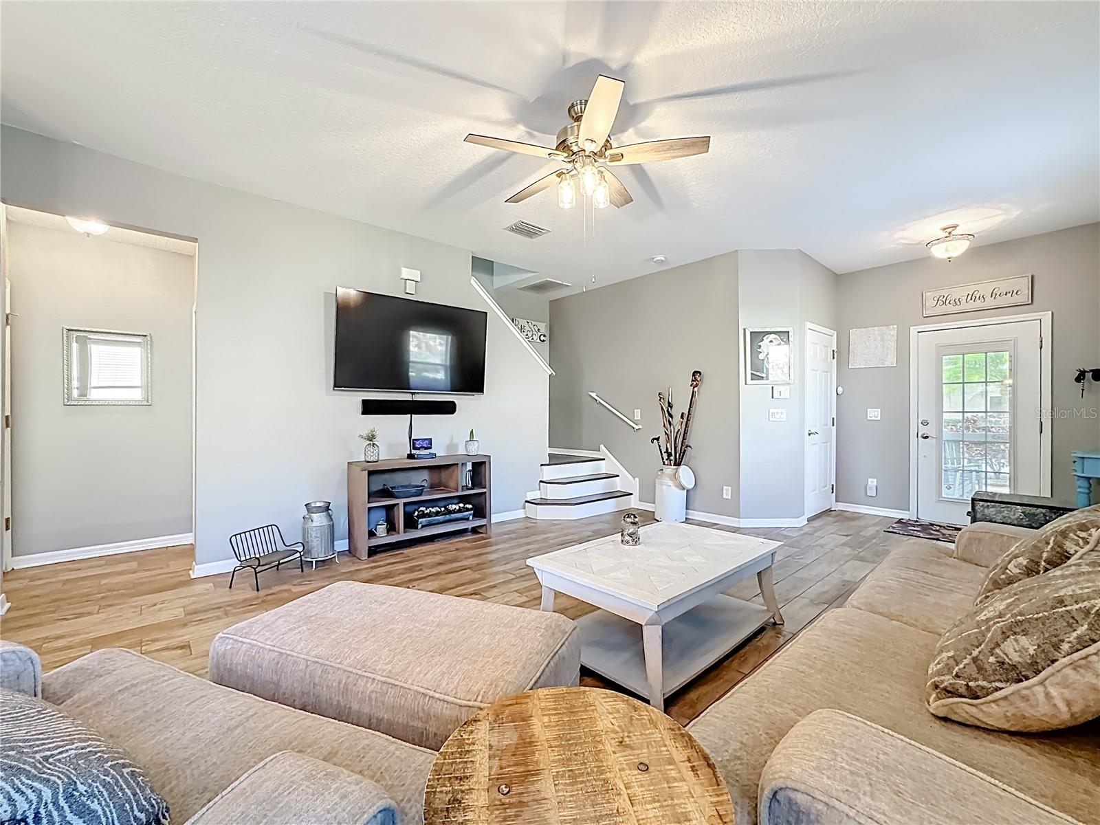 RIVER WALK - Residential