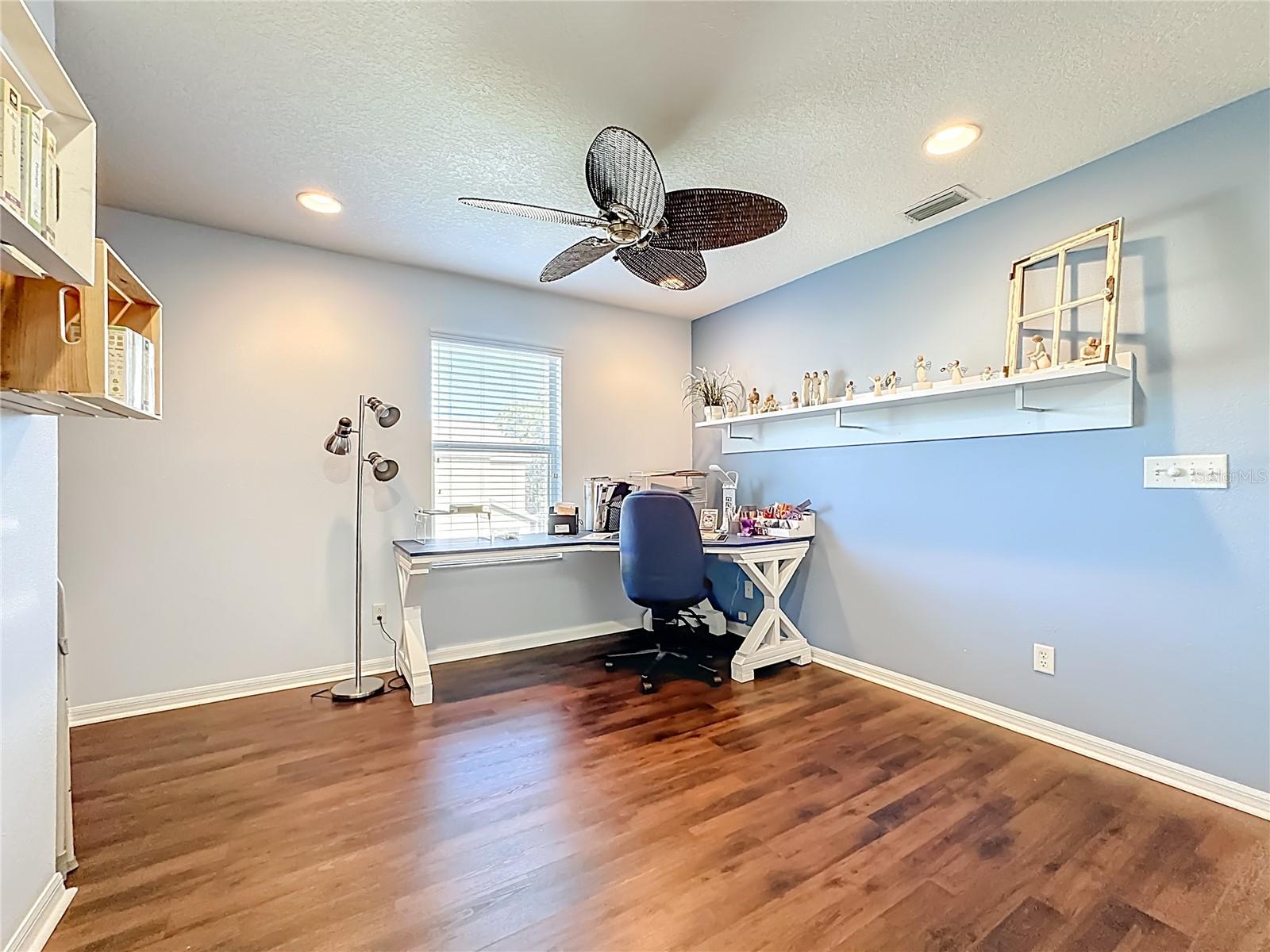 RIVER WALK - Residential