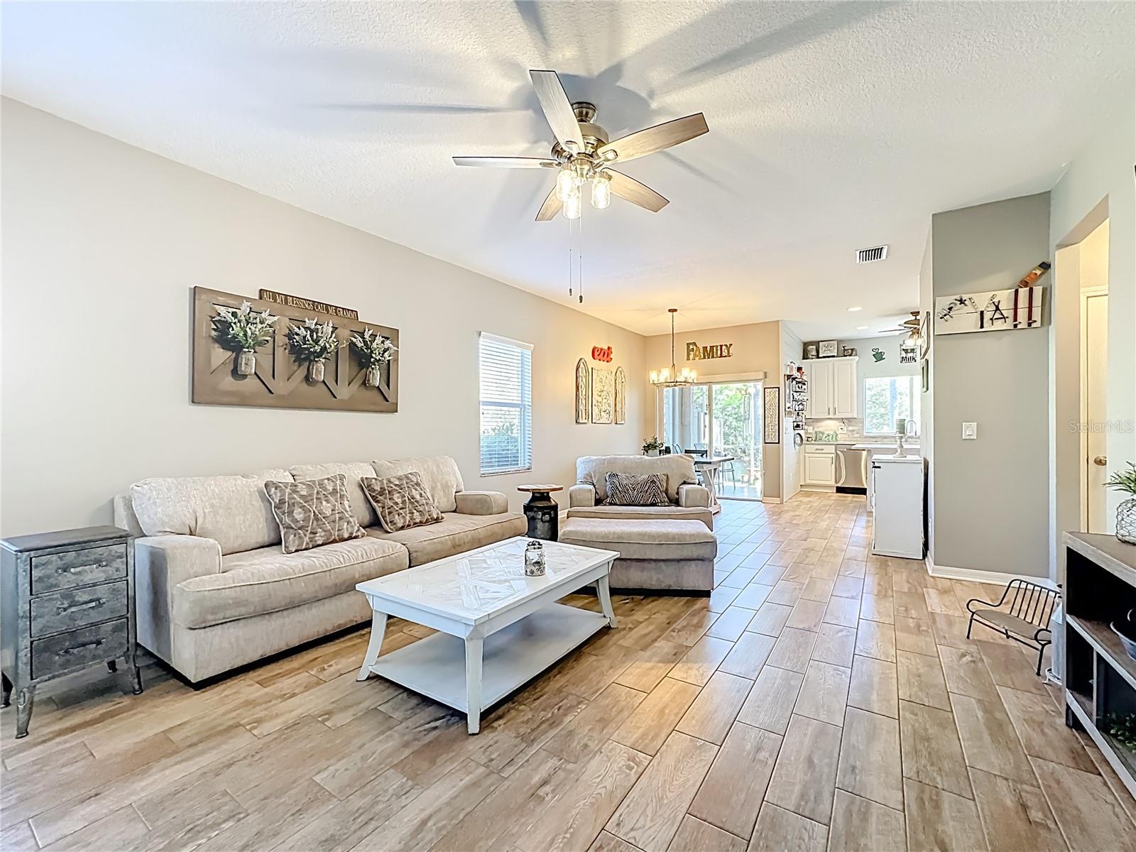 RIVER WALK - Residential