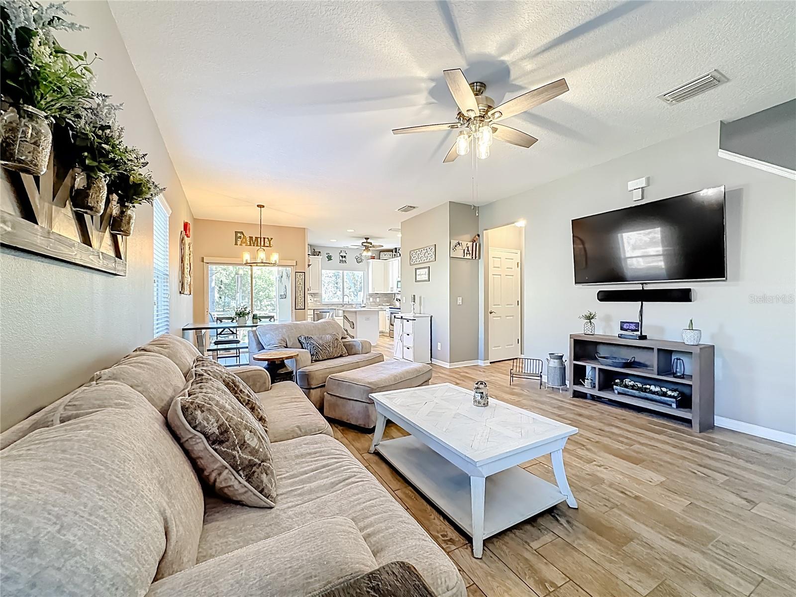 RIVER WALK - Residential