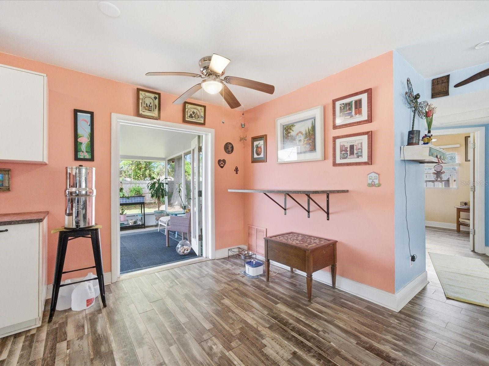 SEMINOLE GARDENS - Residential