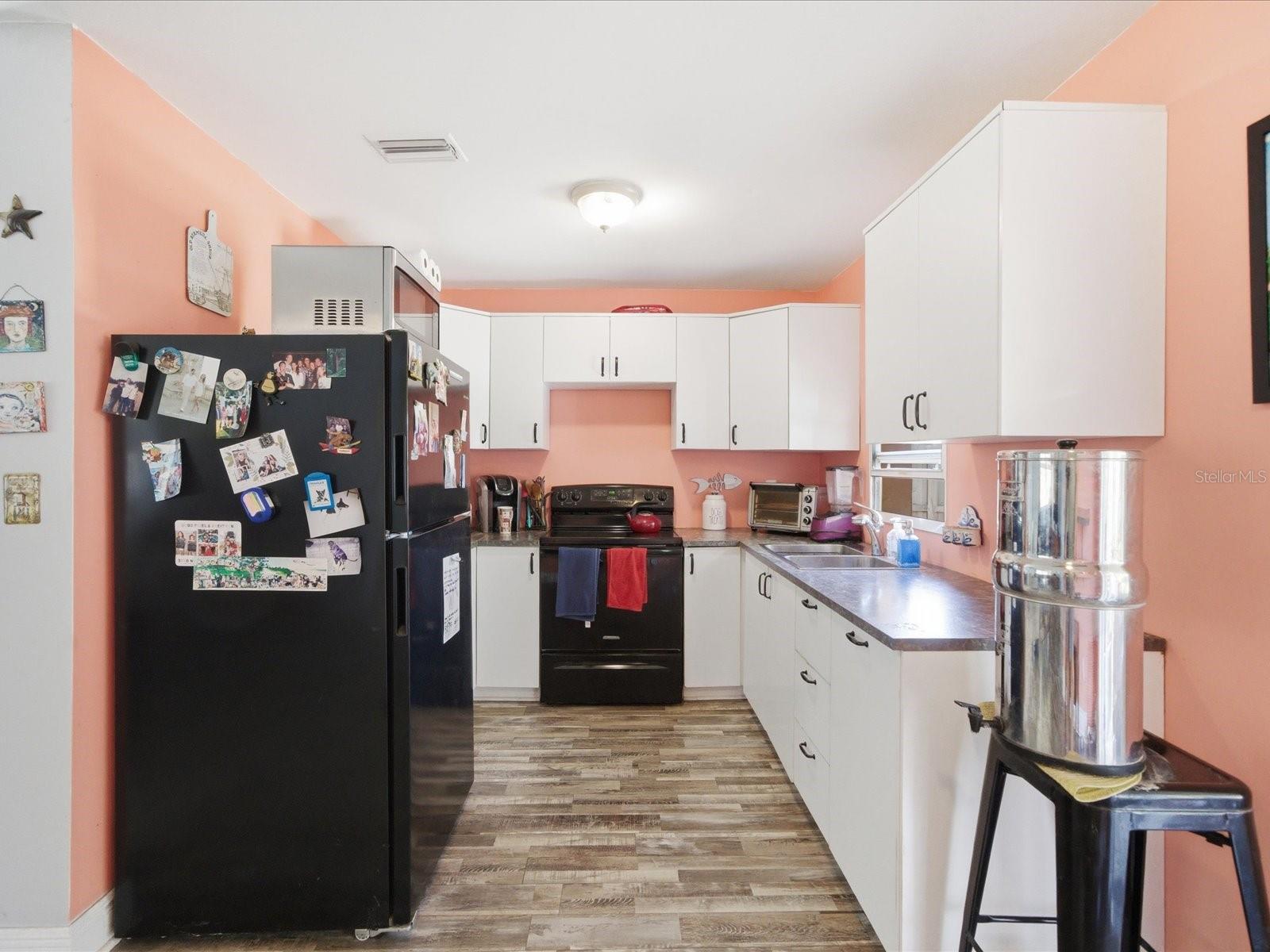 SEMINOLE GARDENS - Residential