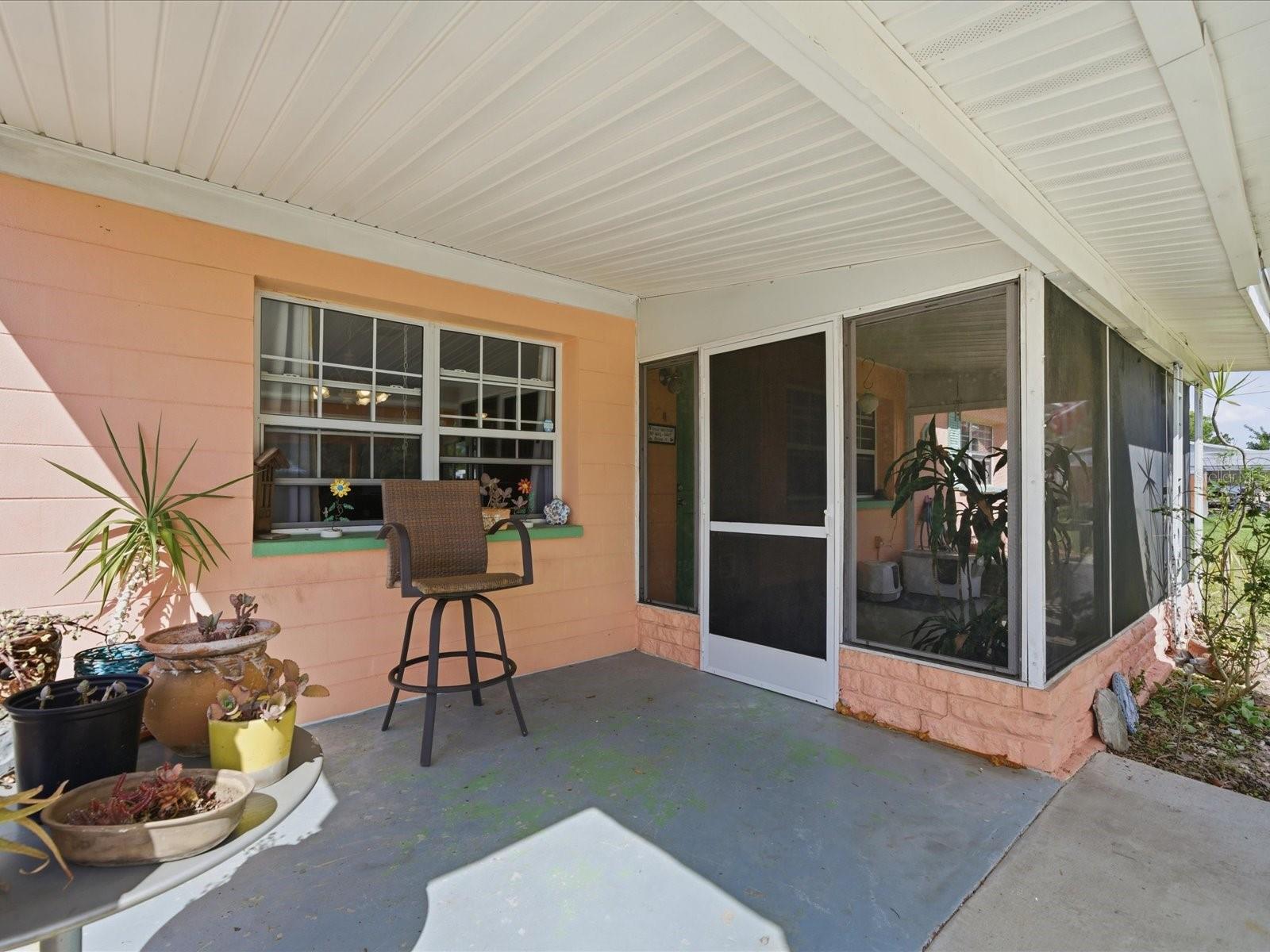 SEMINOLE GARDENS - Residential