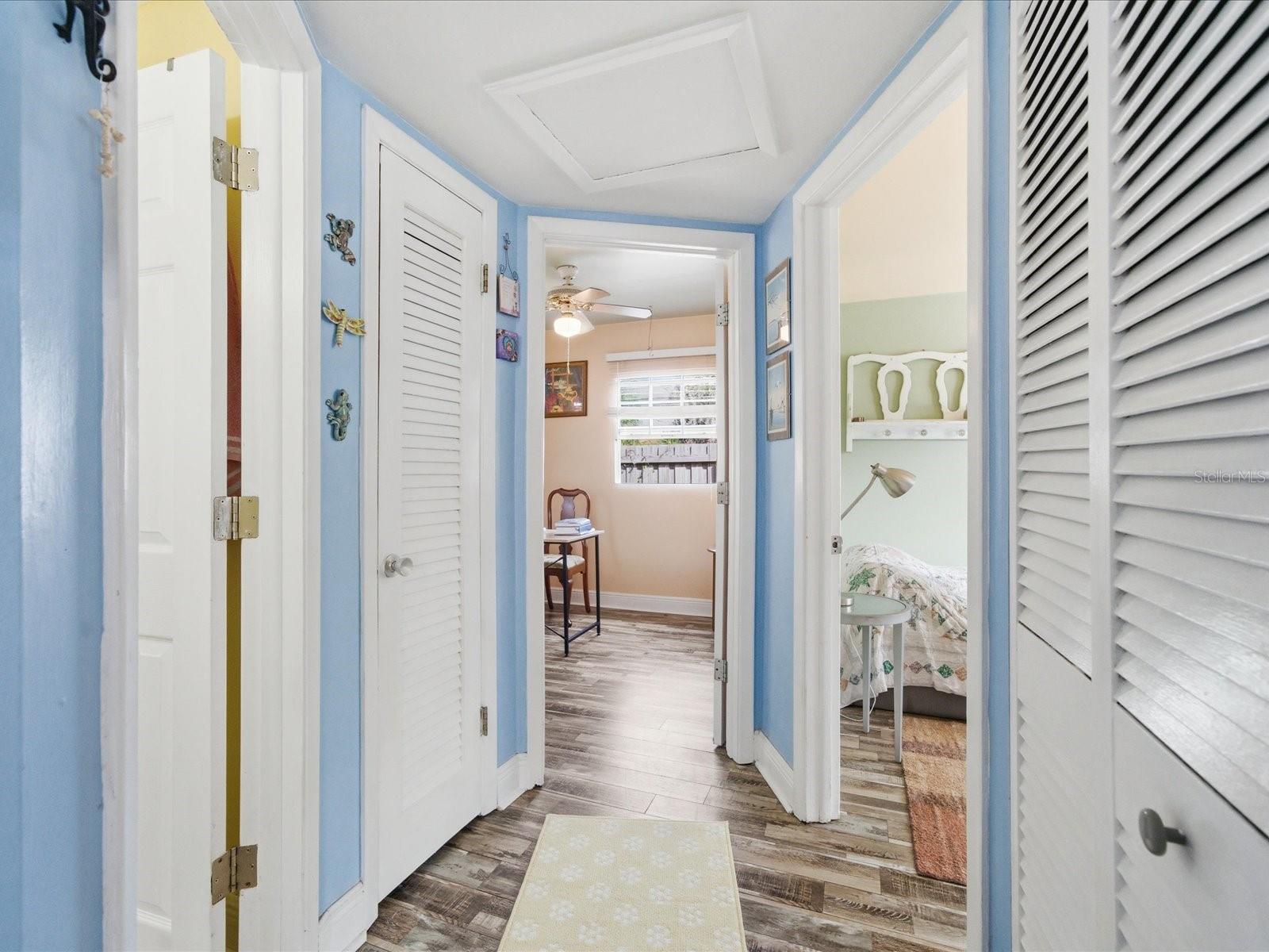 SEMINOLE GARDENS - Residential