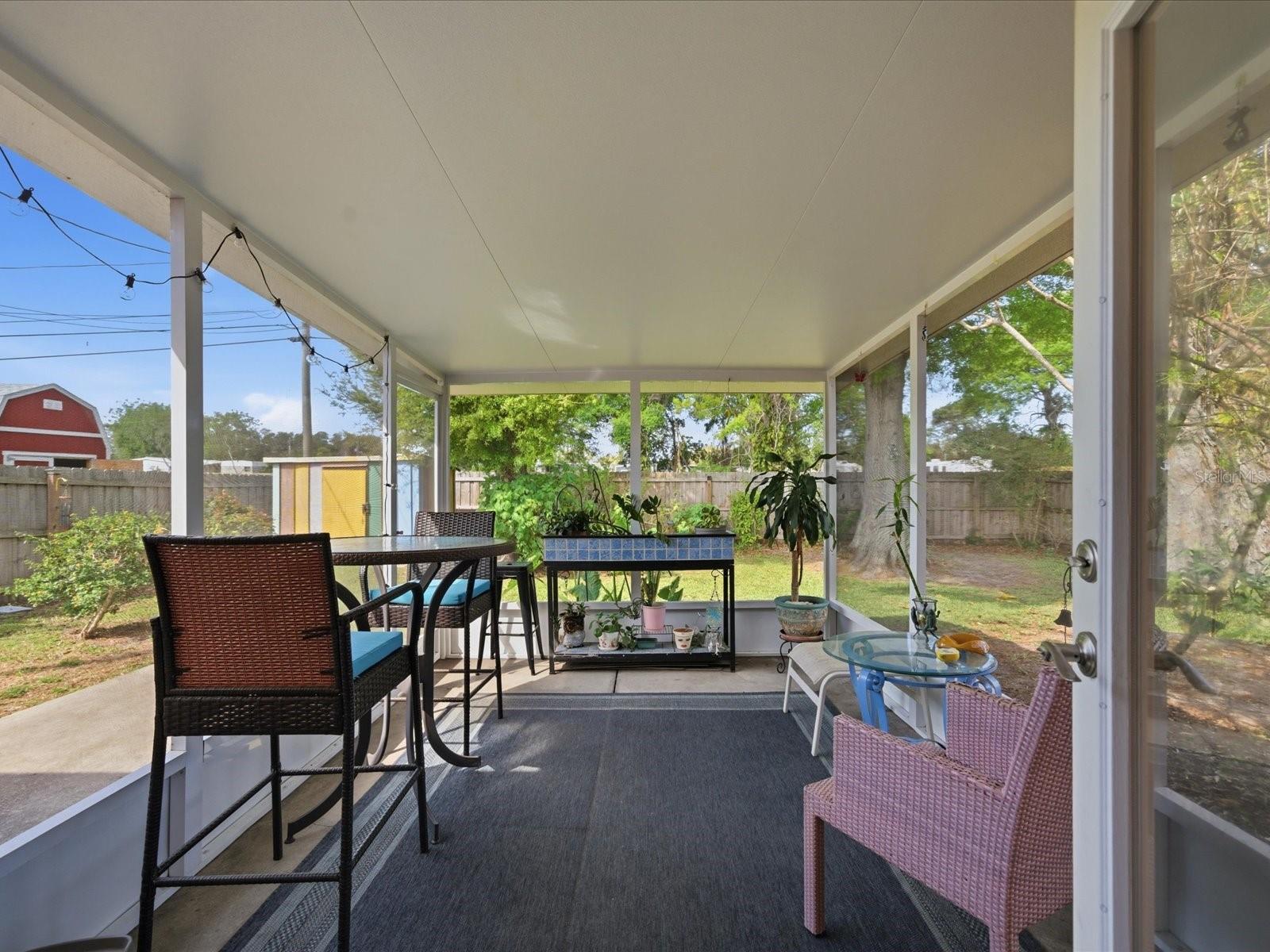 SEMINOLE GARDENS - Residential