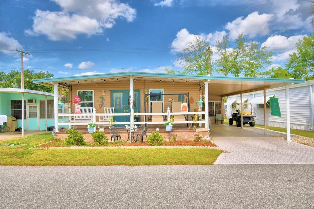 Photo of 4017 Rolling Oaks Drive, Winter Haven, FL 33880 (MLS # P4936985)