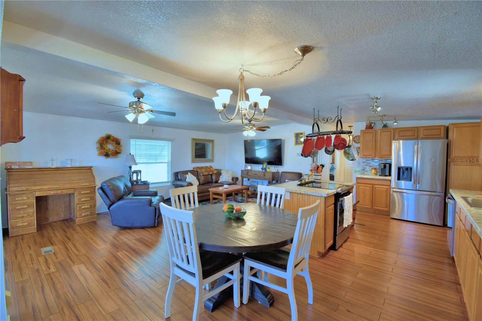 OAKWOOD ESTATES - Residential