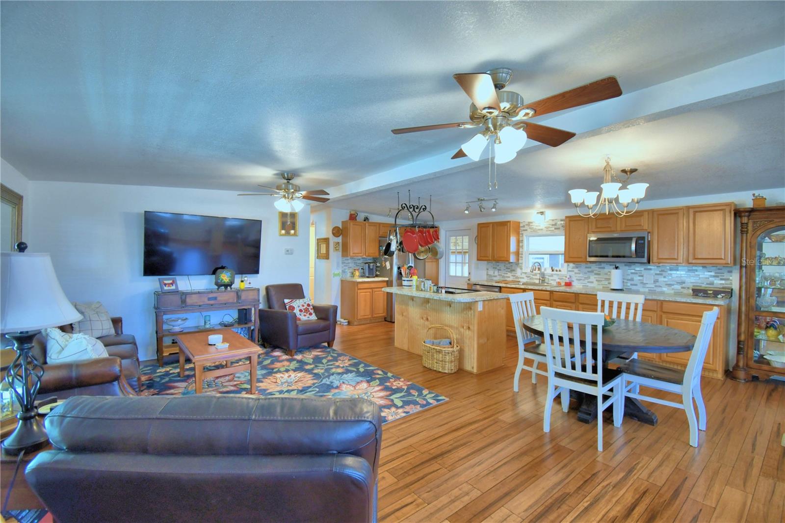 OAKWOOD ESTATES - Residential