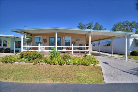 Photo of 4017 Rolling Oaks Drive, Winter Haven, FL 33880 (MLS # P4936985)