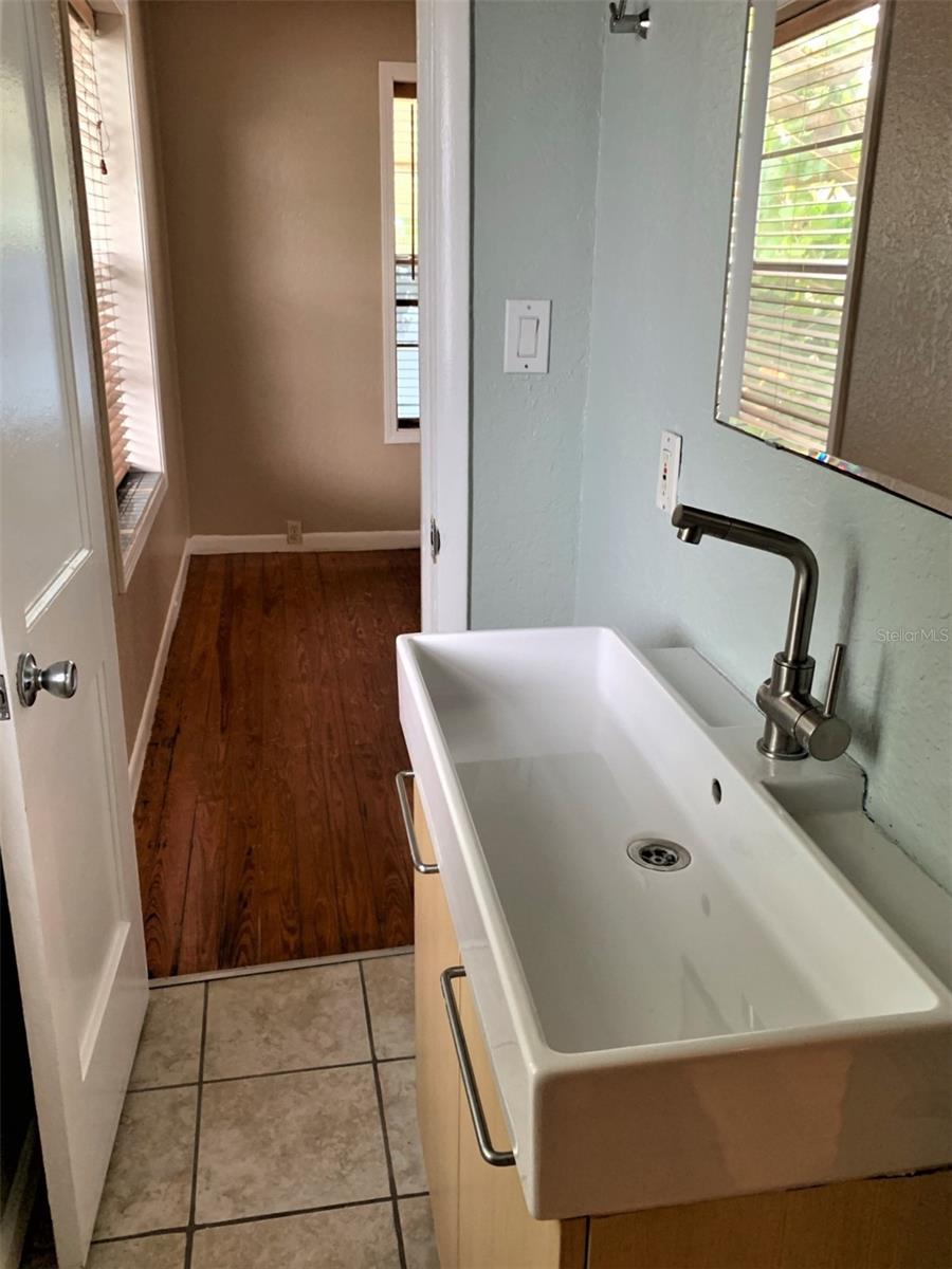 SUNSET BEACH - Residential Lease