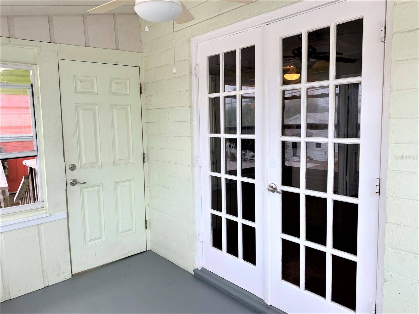 SUNSET BEACH - Residential Lease