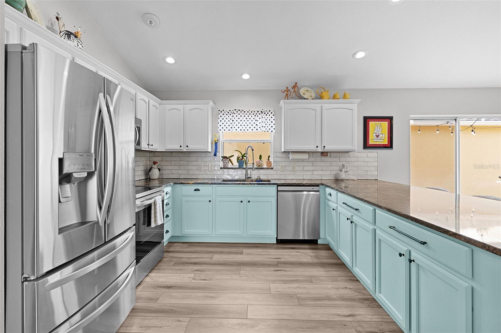 1522 ALEXANDRIA PLACE