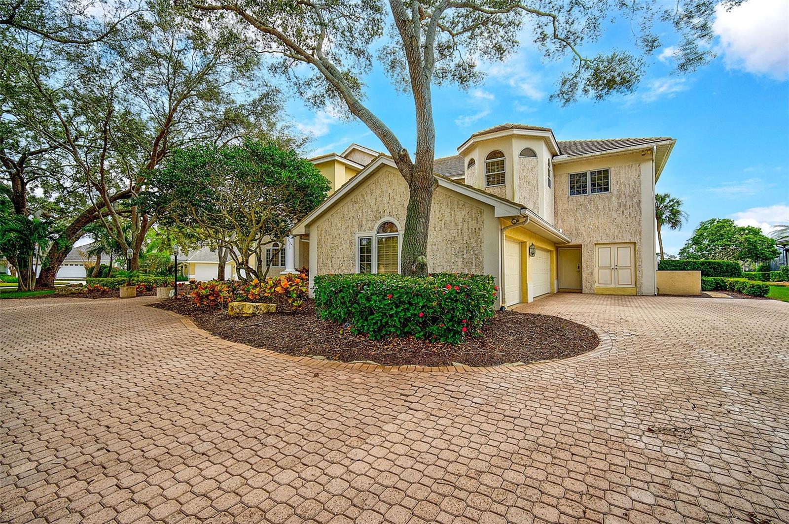 PRESTANCIA - Residential