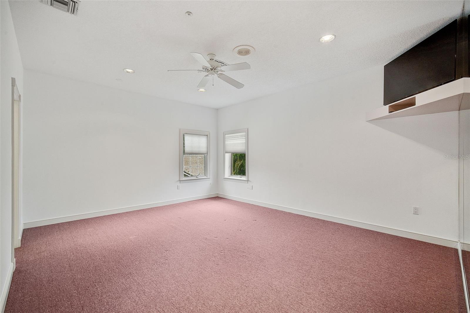 PRESTANCIA - Residential