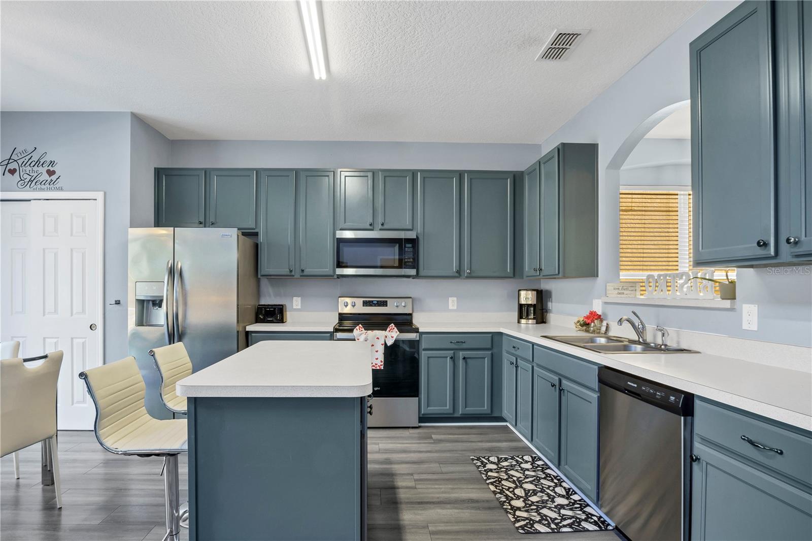 WATERSONG PH 01 - Residential