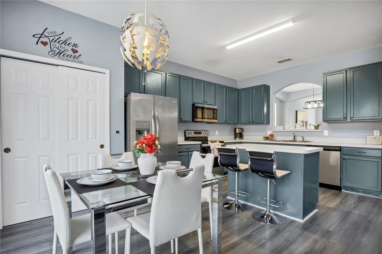 WATERSONG PH 01 - Residential