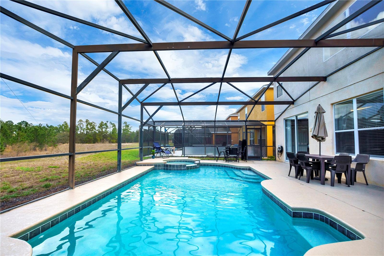 WATERSONG PH 01 - Residential