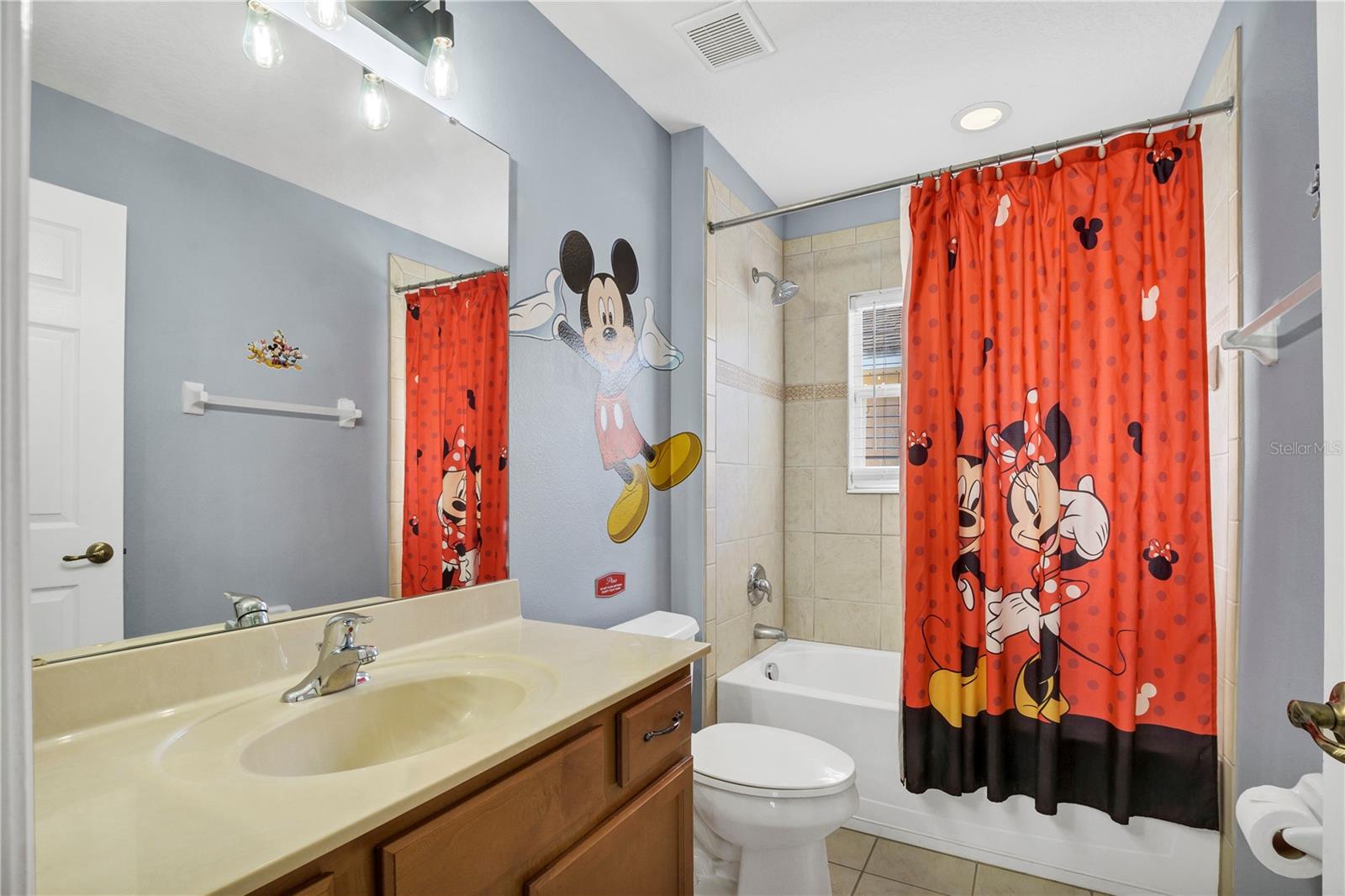 WATERSONG PH 01 - Residential