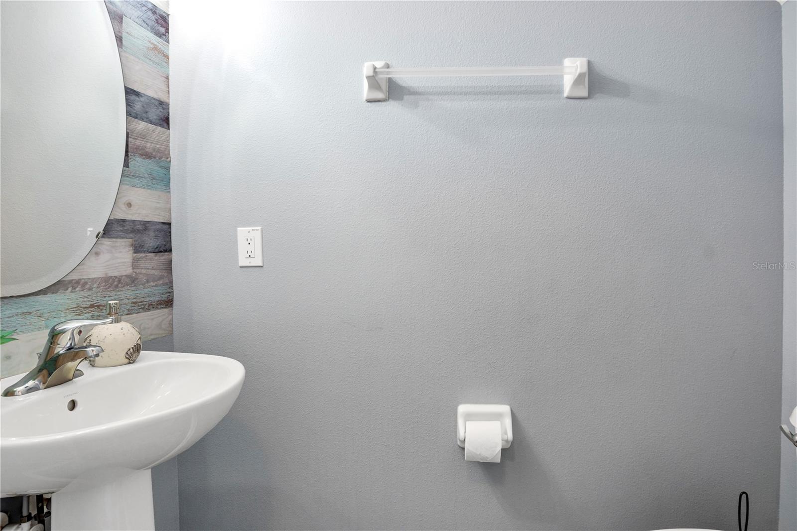 WATERSONG PH 01 - Residential