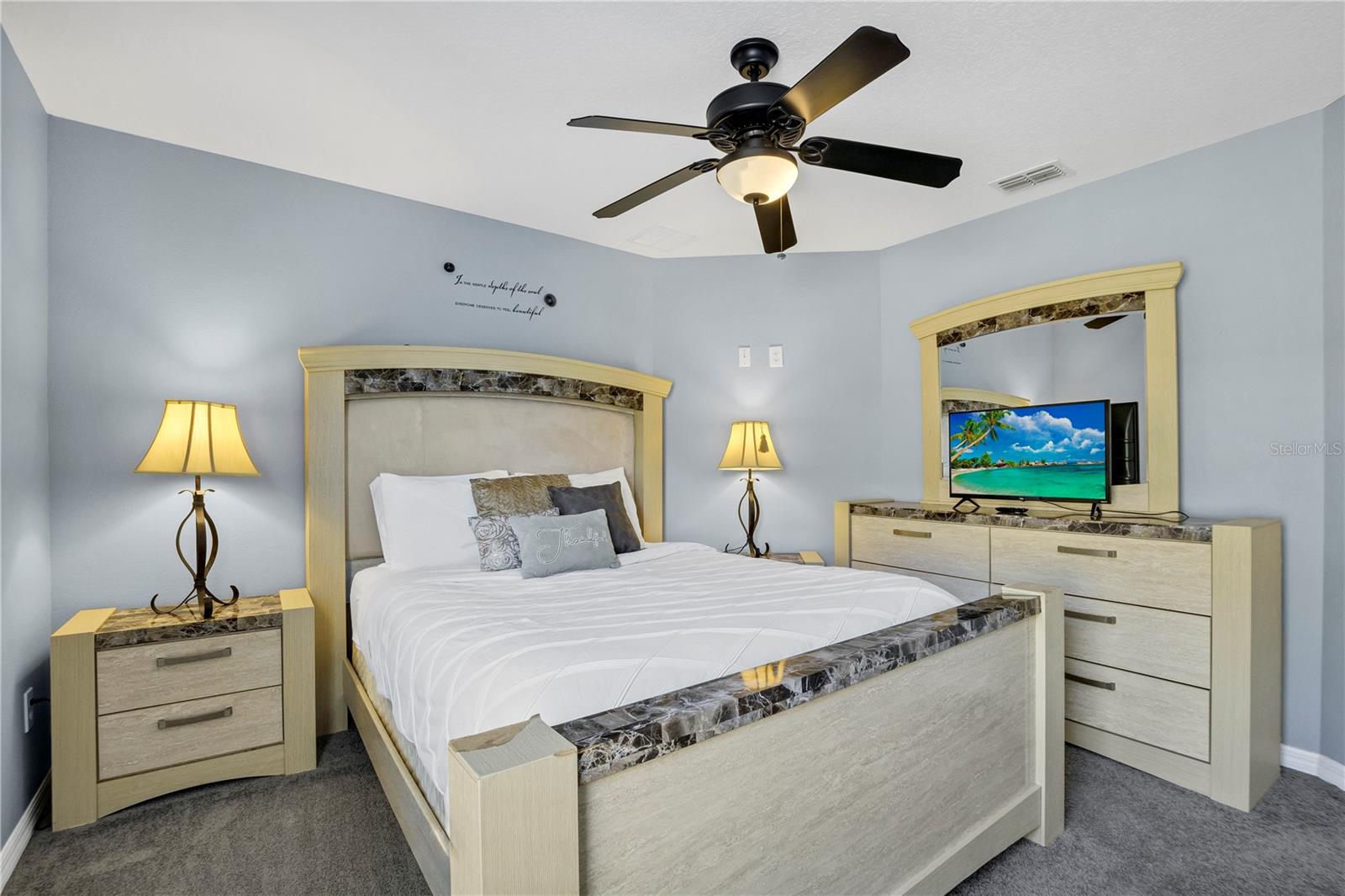 WATERSONG PH 01 - Residential