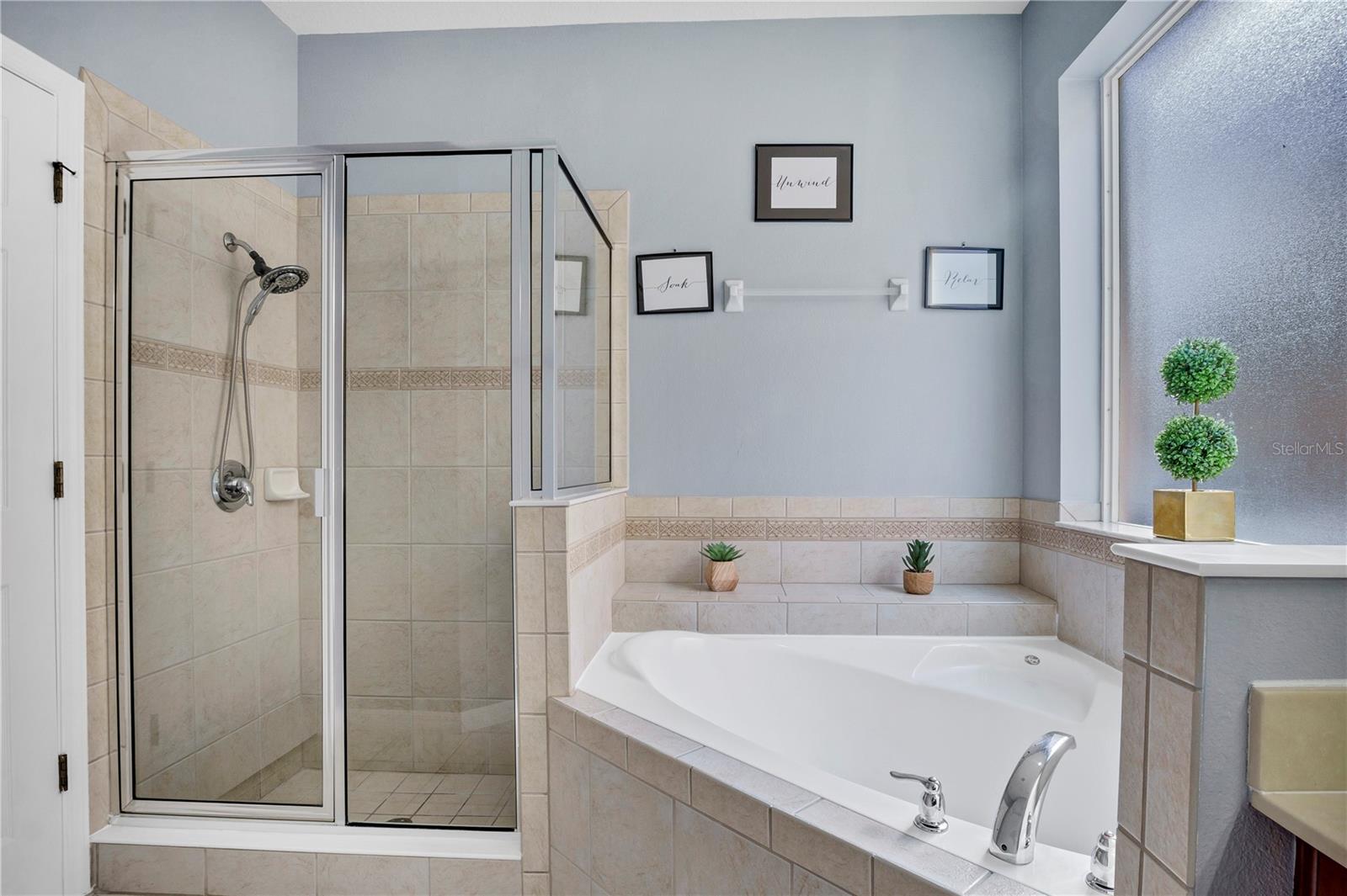 WATERSONG PH 01 - Residential