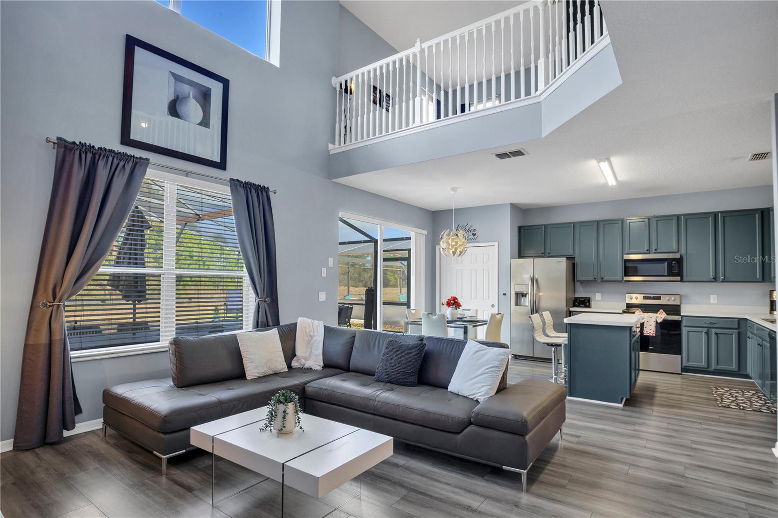 WATERSONG PH 01 - Residential