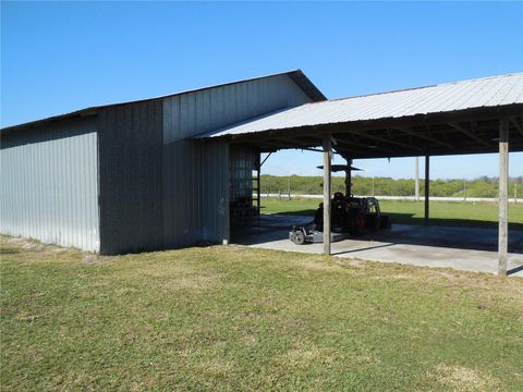 A home in ZOLFO SPRINGS