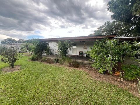 A home in ZOLFO SPRINGS