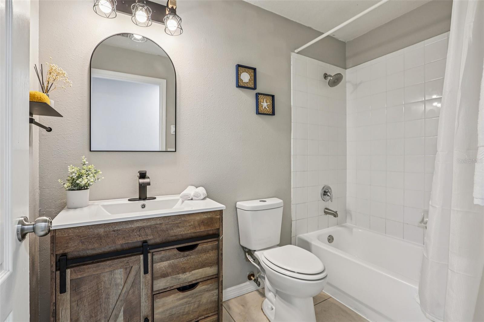 LEXINGTON OAKS VILLAGES 15 & 16 - Residential