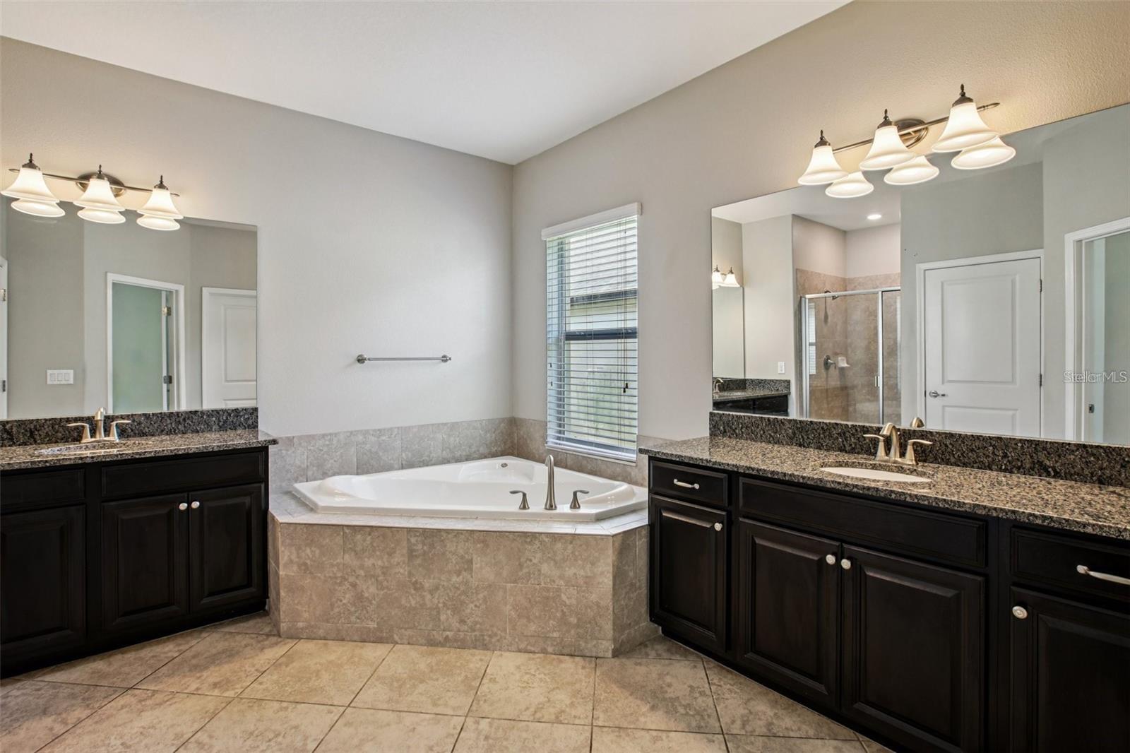 ENCLAVE/TERRA BELLA PH 2,3 - Residential Lease