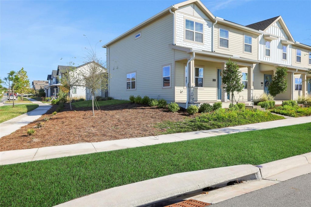 Photo of 6503 Trailblaze Bend, Saint Cloud, FL 34771 (MLS # G5118306)