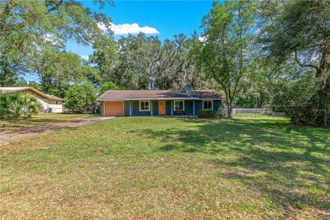 Tiny photo for 2341 NE 39th Street, Ocala, FL 34479 (MLS # OM725152)