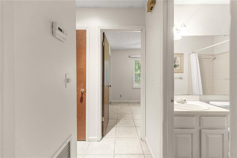 Tiny photo for 2341 NE 39th Street, Ocala, FL 34479 (MLS # OM725152)