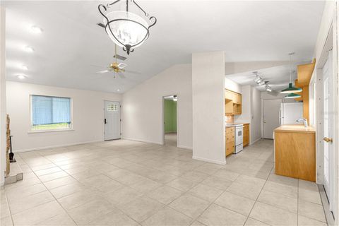 Tiny photo for 2341 NE 39th Street, Ocala, FL 34479 (MLS # OM725152)