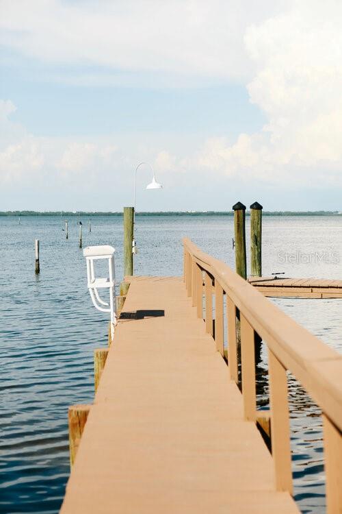 MCCALLS BEACH CASTLE - Residential