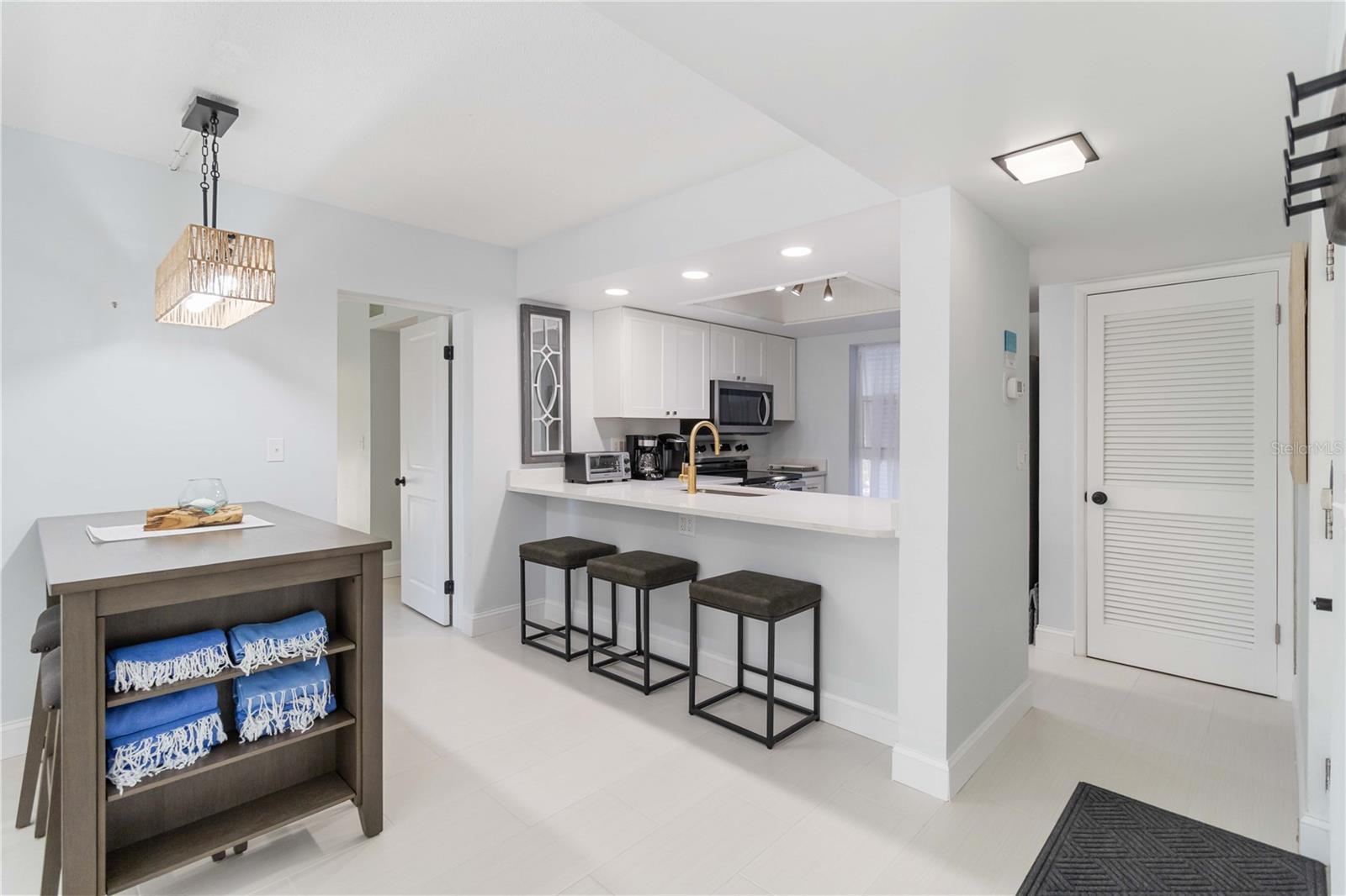 MCCALLS BEACH CASTLE - Residential