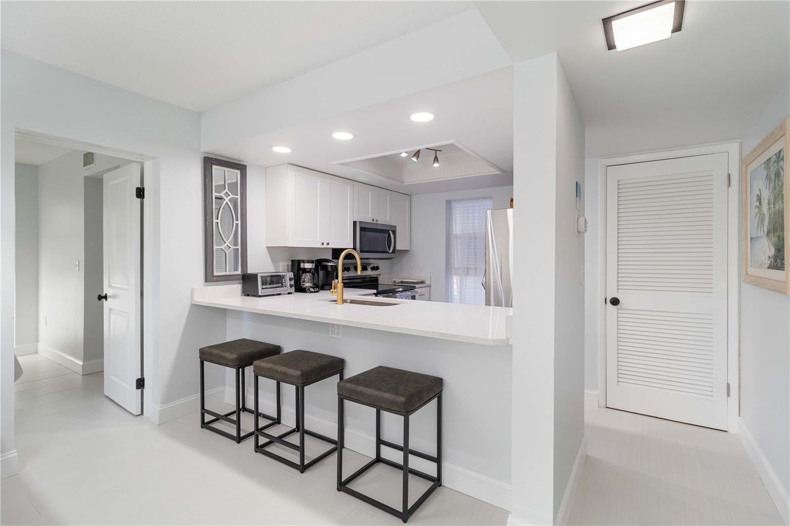 MCCALLS BEACH CASTLE - Residential