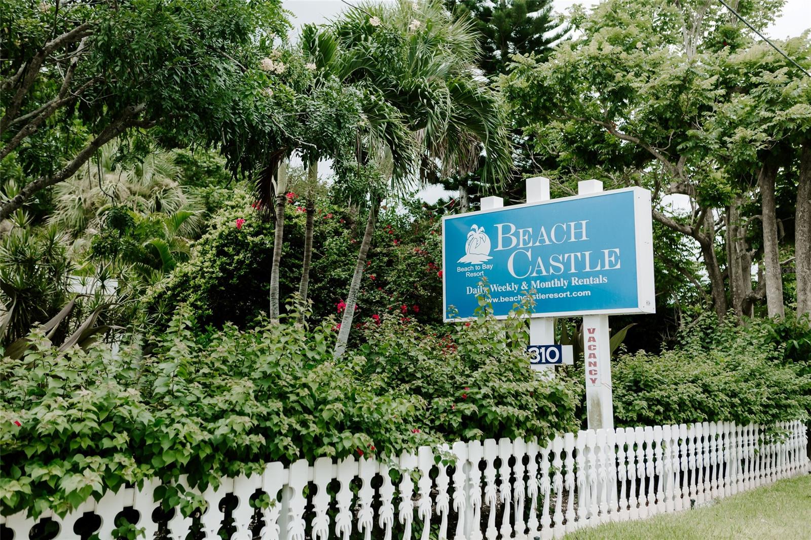 MCCALLS BEACH CASTLE - Residential