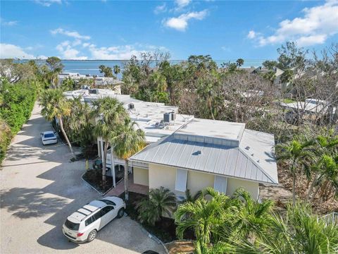 A home in LONGBOAT KEY