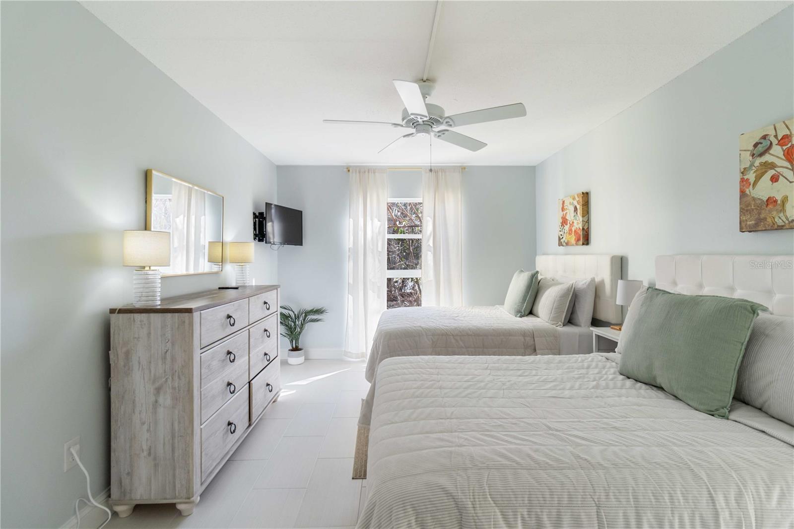 MCCALLS BEACH CASTLE - Residential