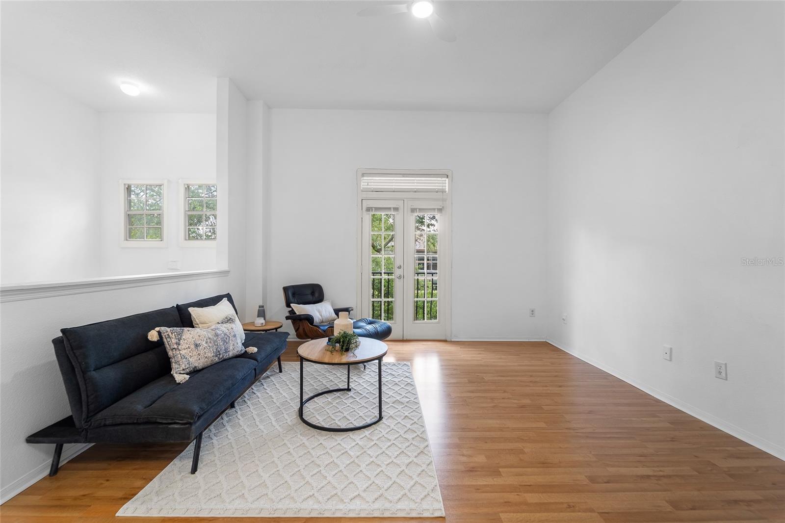 HARBOUR PLACE CITY HOMES A CON - Residential